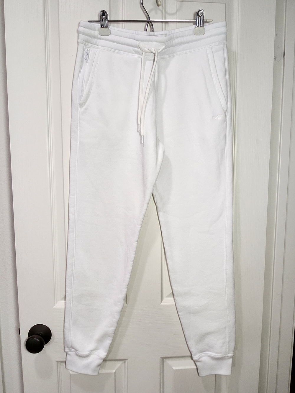 Hollister White Fleece Joggers Sweatpants Size Medium Tall MT Drawstring Pockets - Picture 2 of 12